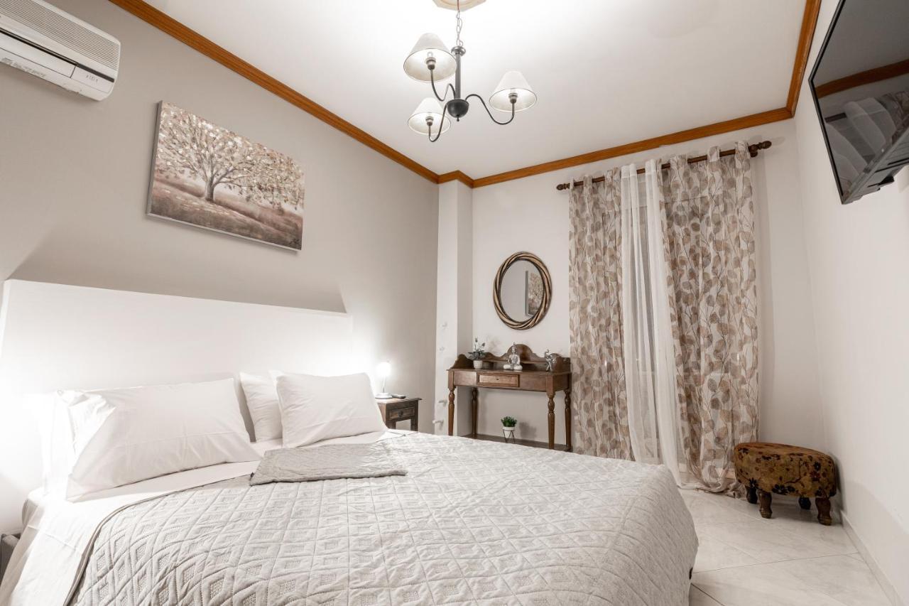 Galadriel Villa With Private Pool & Jacuzzi Kato Yerakarion Bagian luar foto