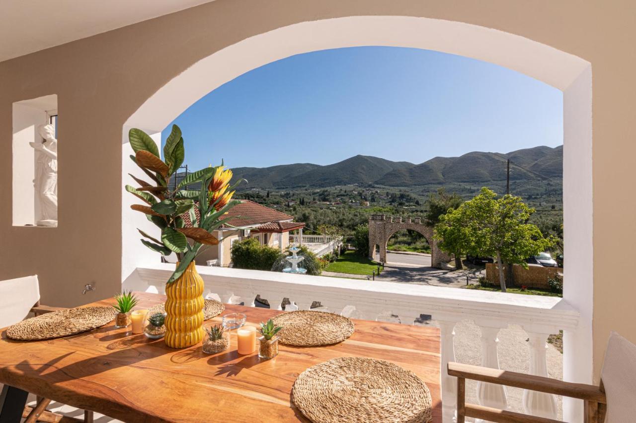 Galadriel Villa With Private Pool & Jacuzzi Kato Yerakarion Bagian luar foto
