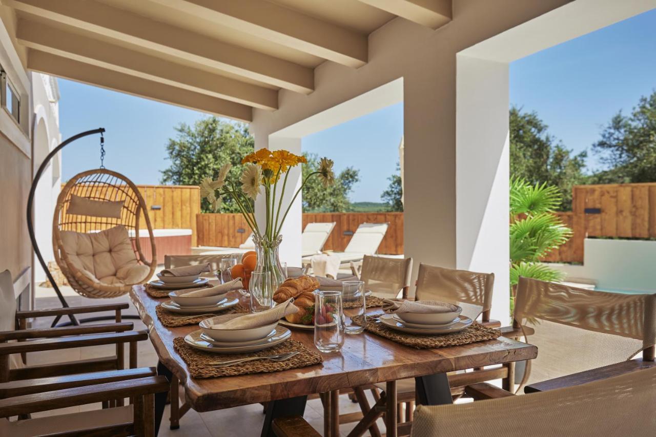 Galadriel Villa With Private Pool & Jacuzzi Kato Yerakarion Bagian luar foto